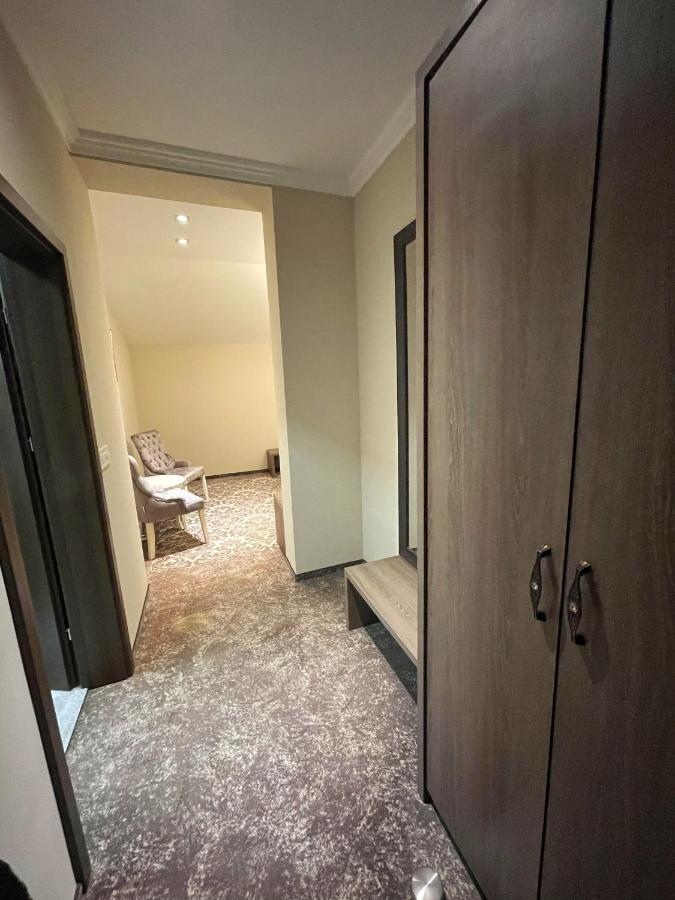 J'Adore Boutique Hotel Lugoj Esterno foto