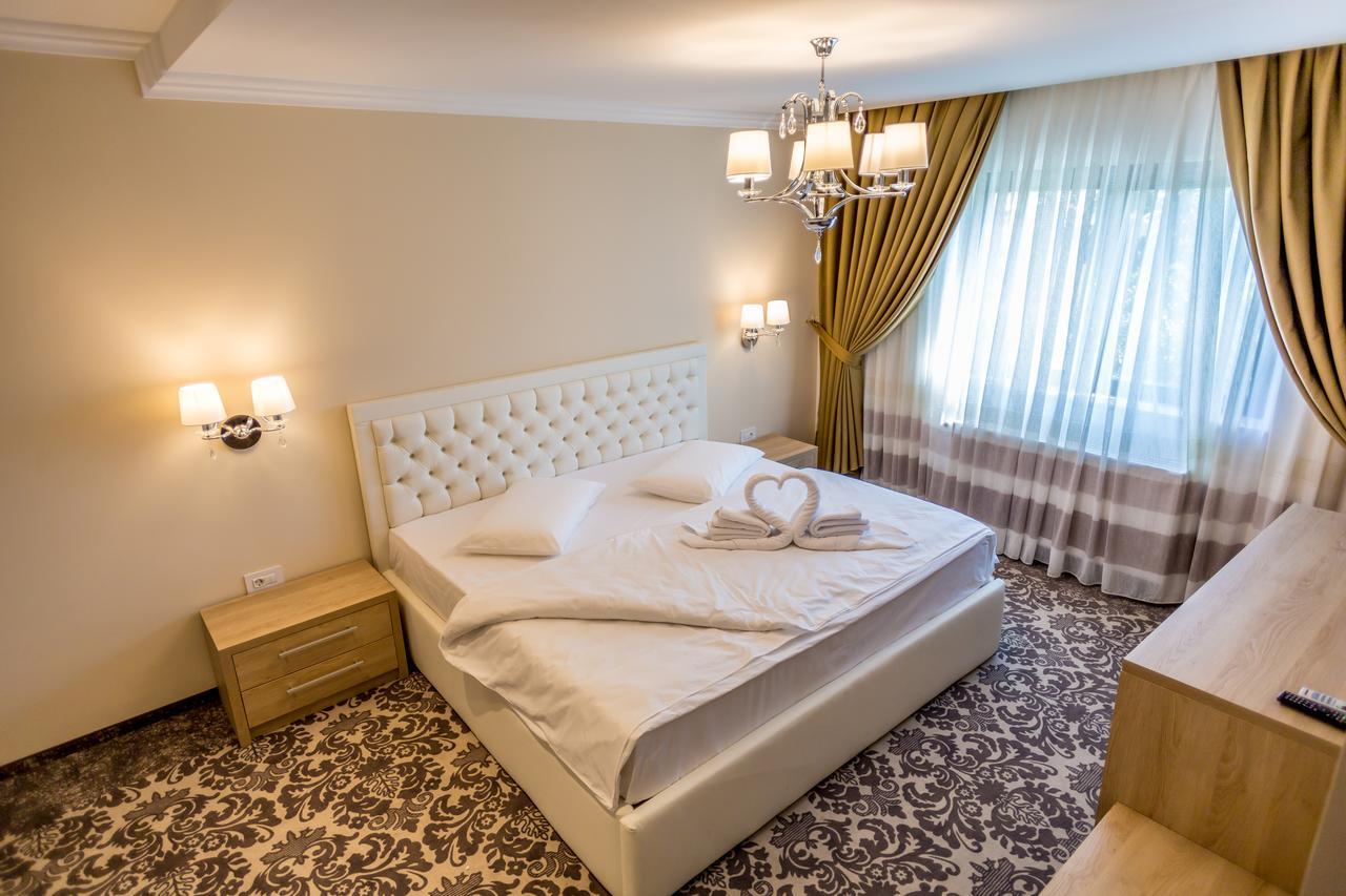 J'Adore Boutique Hotel Lugoj Esterno foto