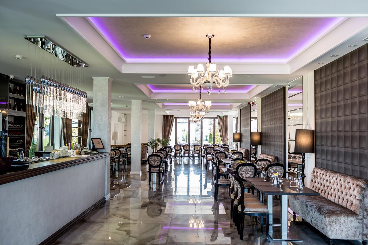 J'Adore Boutique Hotel Lugoj Esterno foto