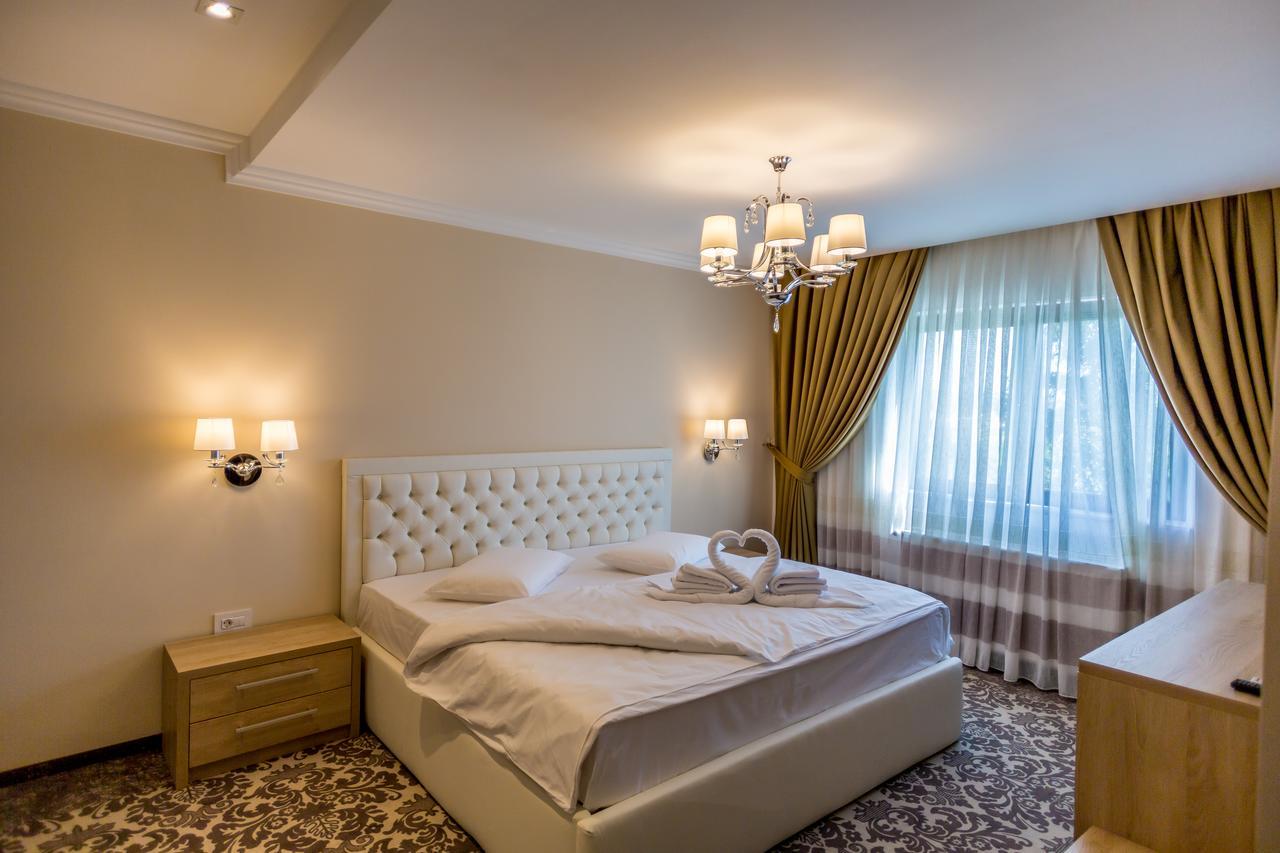 J'Adore Boutique Hotel Lugoj Esterno foto